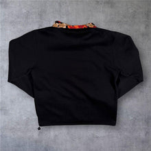Load image into Gallery viewer, Vintage 90s Cityscape Quebec Canada Sweatshirt Maple Leaf Quarter Zip Black
