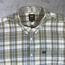 Load image into Gallery viewer, Early 00's Lee "Regular Fit" Plaid Check Long Sleeve Cotton Button-Up Shirt
