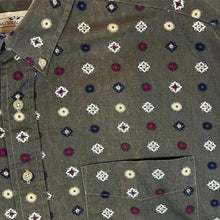 Load image into Gallery viewer, Vintage Natural Issue Khaki Green Patterned Long Sleeve Button-Up Cotton Shirt
