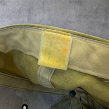 Load image into Gallery viewer, Vintage Y2K Australia Kangaroo Cap Two Tone Peak Strapback Hat
