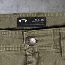 Load image into Gallery viewer, Oakley Trousers 34W 32L Olive Green Regular Fit Chino Utility Gorpcore
