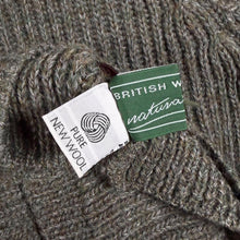 Load image into Gallery viewer, WoolOvers Pure New Wool Chunky Ribbed Cardigan Grey Green Vintage Size M
