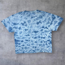 Load image into Gallery viewer, Vintage Rock Eagle White Tiger Animal Wildlife Graphic Blue Tie Dye T-Shirt
