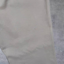 Load image into Gallery viewer, Orvis "Five Pocket" Beige Straight Leg Regular Fit Cotton Chino Trousers
