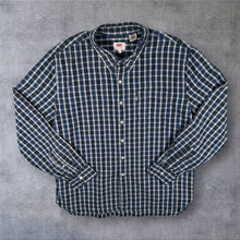 Load image into Gallery viewer, Levi's Classic Blue Mix White Check Long Sleeve Button-Down Cotton Shirt
