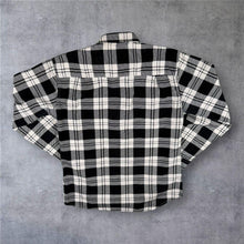 Load image into Gallery viewer, Black White Plaid Flannel Shirt Double Pocket Check Grunge Workwear S M
