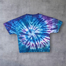 Load image into Gallery viewer, Vintage The Moody Blues 2005 USA Tour Rock Music Band Blue Tie Dye T-Shirt
