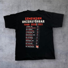 Load image into Gallery viewer, FC Koln “Lauter Sieger” 2010 - 2011 Football Spellout Graphic Black T-Shirt
