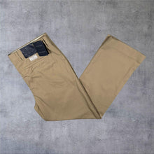 Load image into Gallery viewer, GAP (2008) "The Gap Chino" Classic Beige Straight Leg Cotton Chino Trousers
