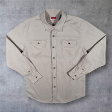 Load image into Gallery viewer, Wrangler Flex For Comfort Work Shirt Mens M Beige Stretch Long Sleeve
