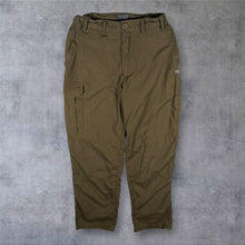 Load image into Gallery viewer, Craghoppers Khaki Green Stretch Waist Utility Outdoor Hiking Trousers
