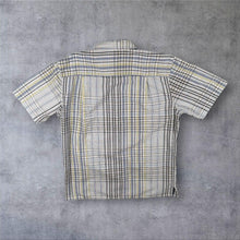 Load image into Gallery viewer, Patagonia Seersucker Shirt Mens Plaid Short Sleeve Outdoor Check Mens Medium
