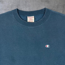 Load image into Gallery viewer, Champion Reverse Weave Classic Embroidered Mini Logo Crewneck Sweatshirt
