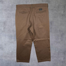 Load image into Gallery viewer, GAP Khakis "Classic Fit" Brown Straight Leg Cotton Chino Trousers
