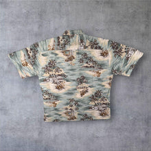 Load image into Gallery viewer, Vintage Hollis River Hawaiian Tropical Pattern Short Sleeve Cotton Shirt

