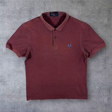 Load image into Gallery viewer, Fred Perry “Slim Fit” Mod Embroidered Mini Laurel Logo Faded Burgundy Polo Shirt
