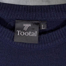 Load image into Gallery viewer, Tootal Golf Jumper Large Navy Embroidered Golfer Cable Knit Sweater Acrylic Wool
