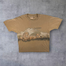 Load image into Gallery viewer, Vintage San Segal "Busch Gardens" Lion Tiger Animal Wildlife Single Stitch Brown T-Shirt
