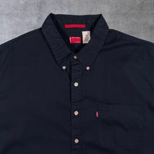 Load image into Gallery viewer, Levi's Red Tab Classic Black Cotton Short Sleeve Button-Down Shirt
