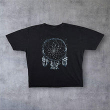 Load image into Gallery viewer, Early 00's Wild Wolf Native American Wildlife Graphic Black Cotton T-Shirt
