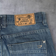 Load image into Gallery viewer, Diesel Safado 008E7 Jeans Mens W30 L32 Blue Distressed Slim Straight Y2K
