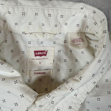 Load image into Gallery viewer, Levi's "Standard" White Patterned Short Sleeve Cotton Shirt
