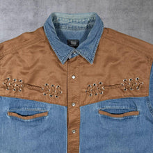 Load image into Gallery viewer, Vintage Man's World Cowboy Western Faux Suede Panel Blue Denim Short Sleeve Popper Shirt
