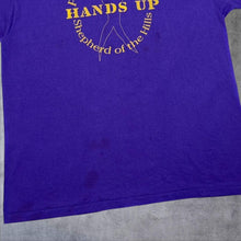 Load image into Gallery viewer, Vintage Hanes Hands Up “Puppet Team” Souvenir Graphic Single Stitch T-Shirt
