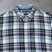 Load image into Gallery viewer, Tommy Hilfiger "Custom Fit" Plaid Check Long Sleeve Button-Up Cotton Shirt
