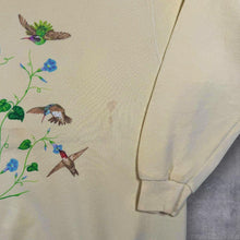 Load image into Gallery viewer, Vintage Lee Made In USA Bird Nature Wildlife Graphic Pale Yellow Sweatshirt

