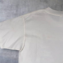 Load image into Gallery viewer, Vintage Alaska Wildlife White T Shirt Anvil M Prairie Mountain Last Frontier USA
