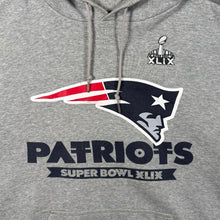 Load image into Gallery viewer, Nike NFL New England Patriots "Super Bowl XLIX" Football Graphic Grey Hoodie
