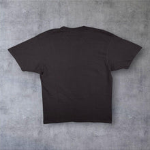 Load image into Gallery viewer, Vintage Wychwood Brewery "Goliath" Graphic Grey Black Cotton T-Shirt
