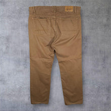 Load image into Gallery viewer, Orvis "Five Pocket" Brown Classic Straight Leg Regular Fit Cotton Jeans
