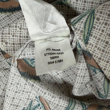 Load image into Gallery viewer, Patagonia Go-To Shirt Mens M Future Flowers Natural Organic Cotton 52691 SP23
