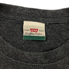 Load image into Gallery viewer, LEVI’S “Worldwide USA Legend” Spellout Graphic T-Shirt
