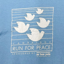 Load image into Gallery viewer, Ched by Anvil CAMBRIDGE RUN FOR PEACE Souvenir Graphic Single Stitch T-Shirt

