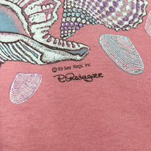 Load image into Gallery viewer, Anvil (1993) CAYMAN ISLANDS Sea Shell Souvenir Spellout Graphic Single Stitch T-Shirt
