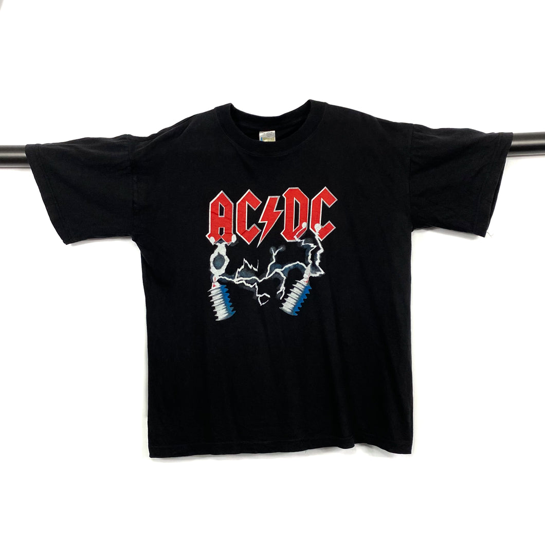 American T-Shirt “AC/DC” Graphic Logo Spellout Hard Rock Band T-Shirt