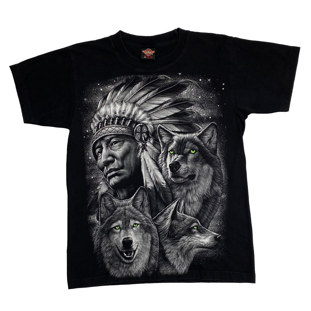 ROCK EAGLE Wolf Native American Nature Graphic T-Shirt