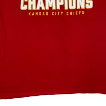 Load image into Gallery viewer, Fanatics NFL KANSAS CITY CHIEFS “Super Bowl Champions” Football Graphic T-Shirt
