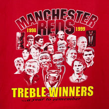 Load image into Gallery viewer, MANCHESTER UNITED FC “Treble Winners 1998/1999” Football Souvenir Graphic T-Shirt
