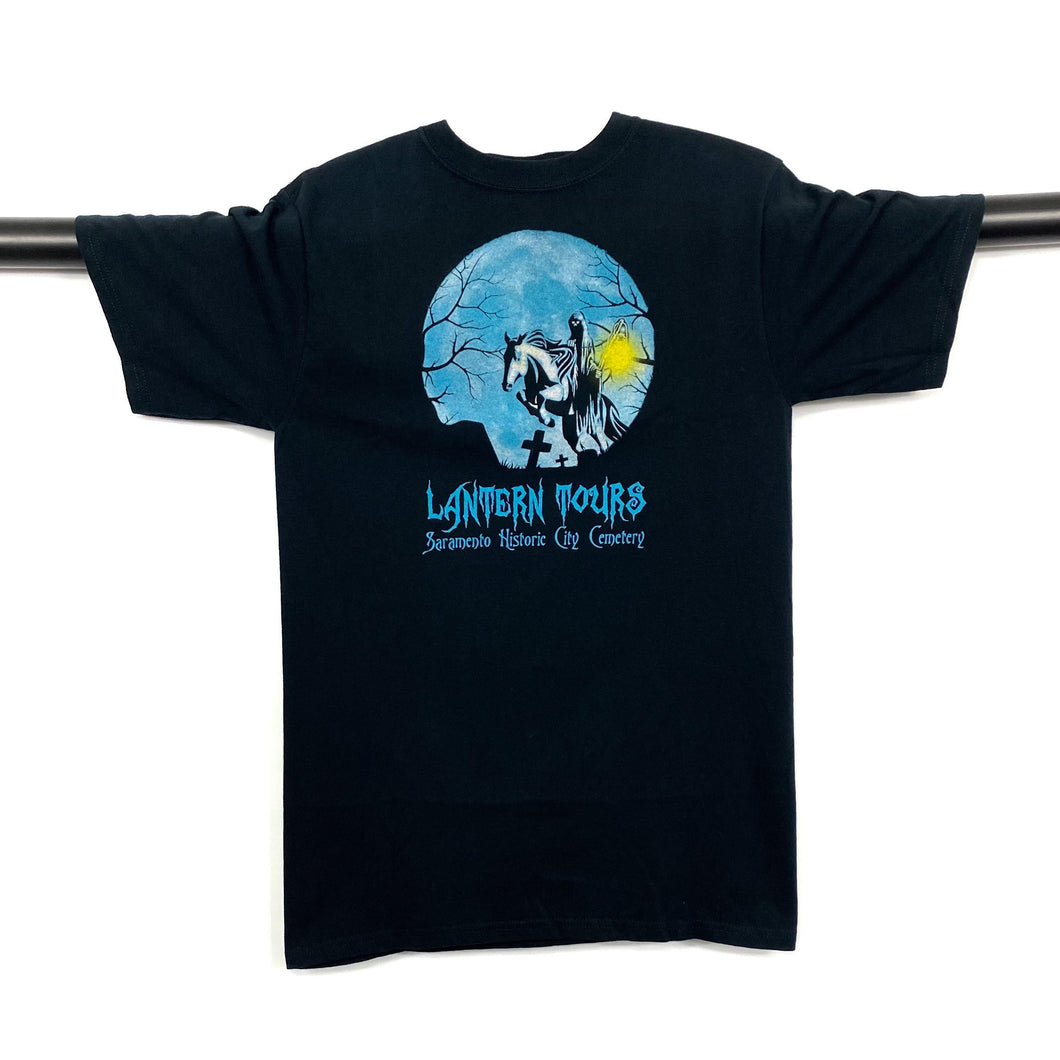 LANTERN TOURS “Saramento Historic City Cemetery” Horror Souvenir Graphic T-Shirt