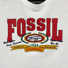 Load image into Gallery viewer, FOSSIL “Finest Standard Quality” Watches Graphic Spellout Single Stitch T-Shirt
