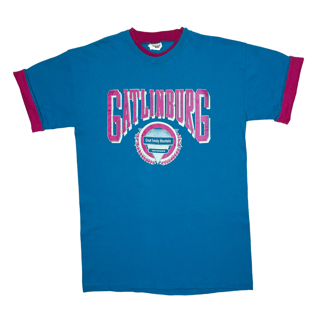 GATLINBURG “Great Smoky Mountains” Souvenir Graphic Single Stitch T-Shirt