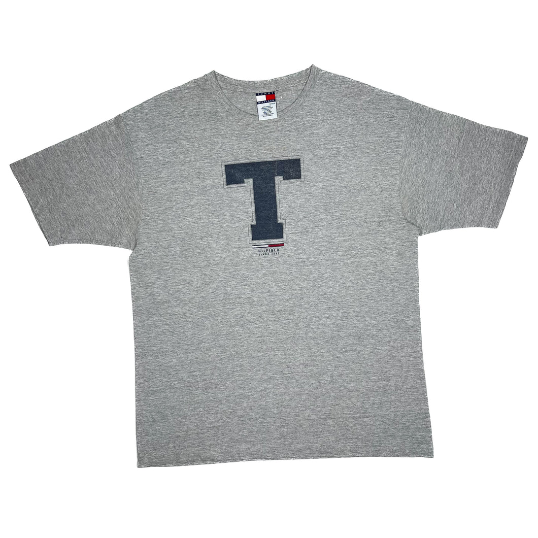 TOMMY HILFIGER Big Logo Spellout Graphic T-Shirt