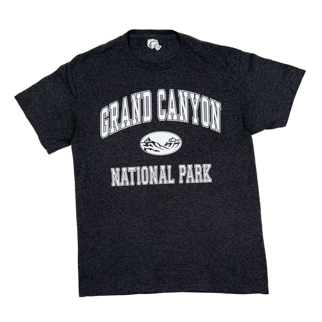 Delta GRAND CANYON “National Park” USA Souvenir Spellout Graphic T-Shirt