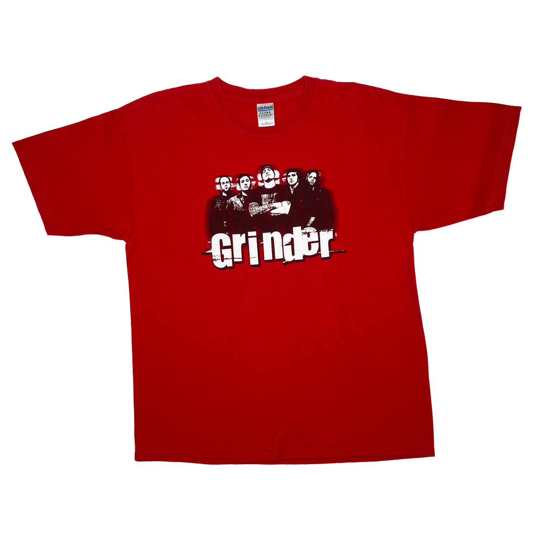 GRINDER Graphic Spellout Punk Heavy Metal Band T-Shirt