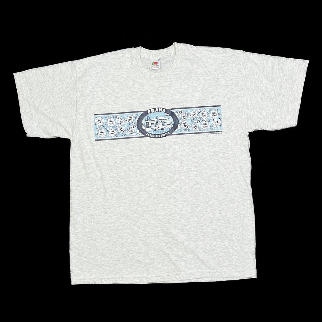 Early 00’s PRAHA “Ceska Republika” Czech Republic Souvenir Spellout Graphic T-Shirt