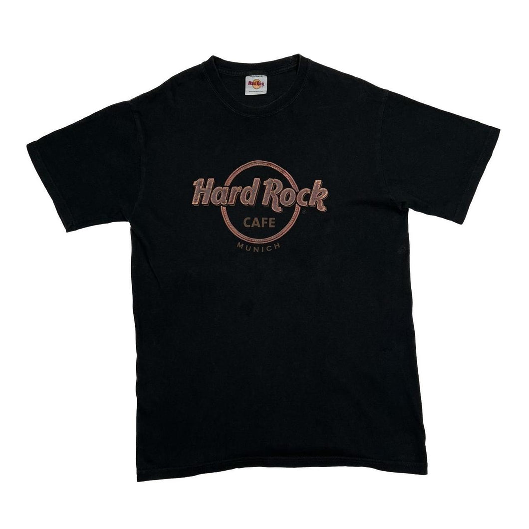 Early 00’s HARD ROCK CAFE “Munich” Souvenir Logo Spellout Graphic T-Shirt